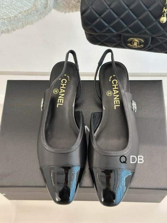 Picture of Chanel Shoes _SKUChanelsz35-45DB05342722